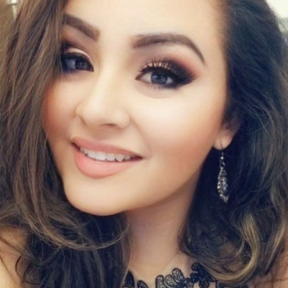 Meet your Posher, Ces - Picture 2 of 4